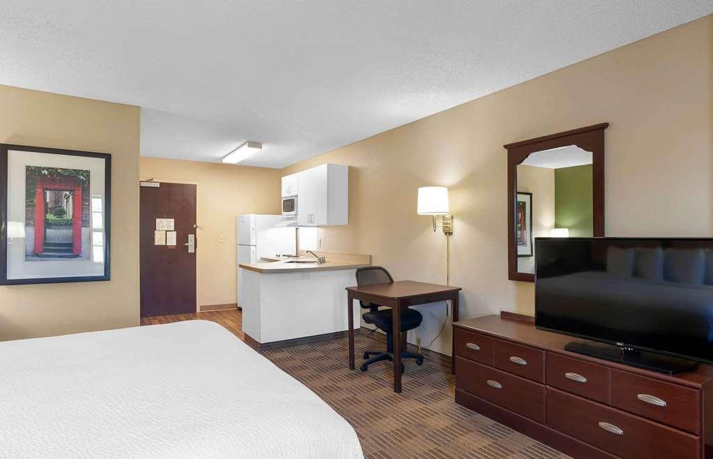 Hotel Extended America - Kansas - - Nall Ave