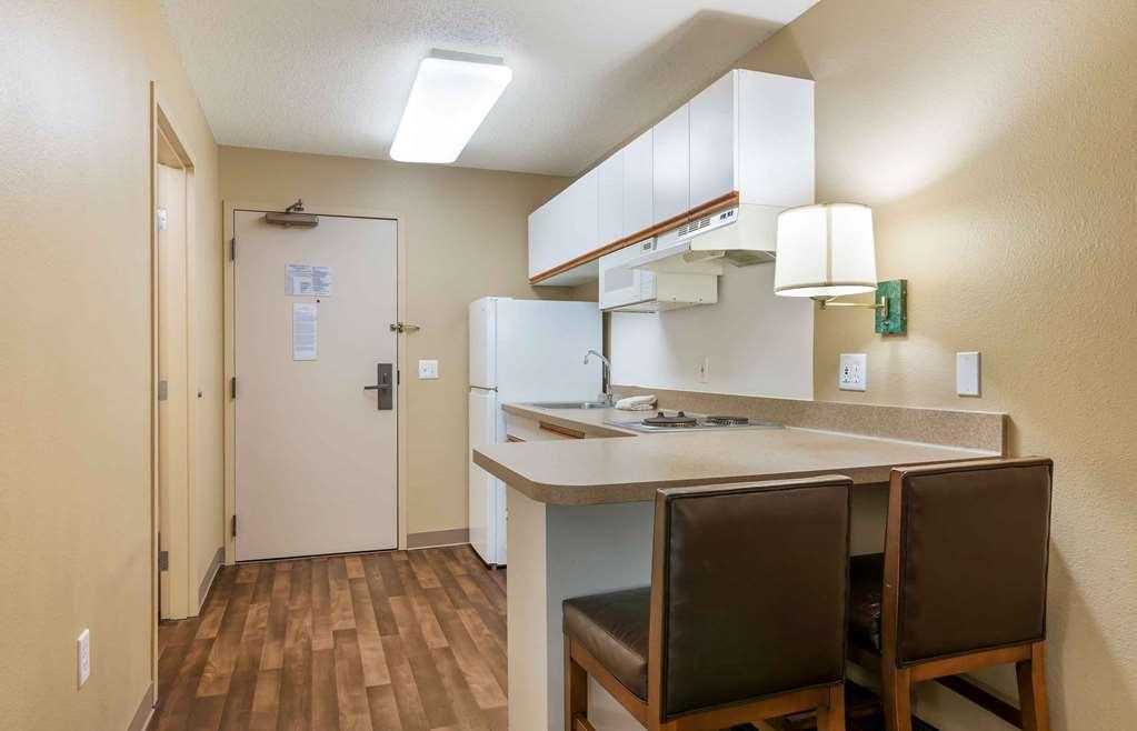 Extended America - Kansas - - Nall Ave Hotel 2*